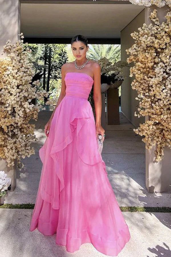 Elegantes vestidos de fiesta largos formales sin tirantes y en capas